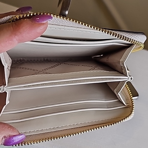 MICHAEL Michael Kors Jet Set Smoky Rose Compact Wallet - Picture 9 of 13